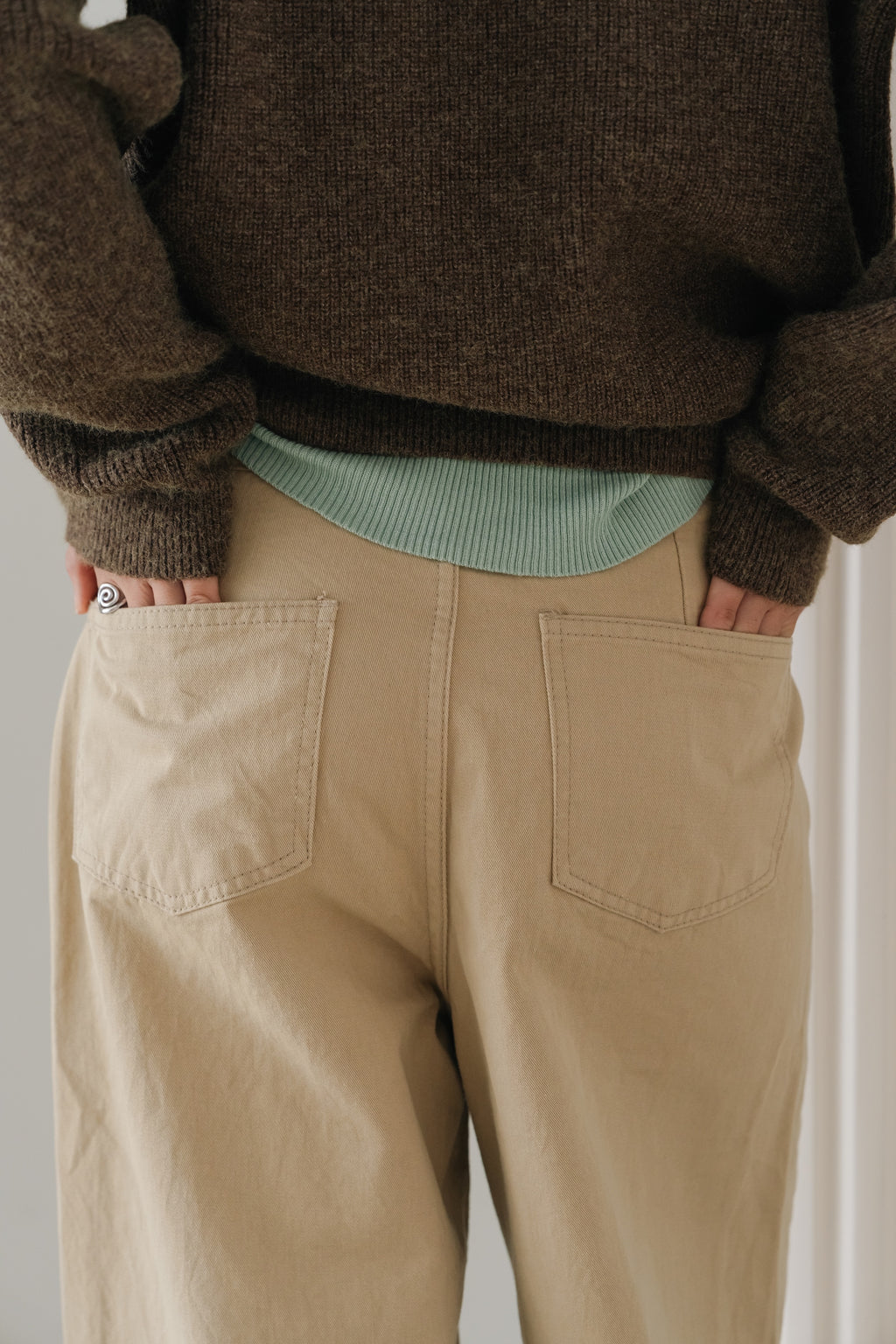 Loose fit straight pants-BEIGE