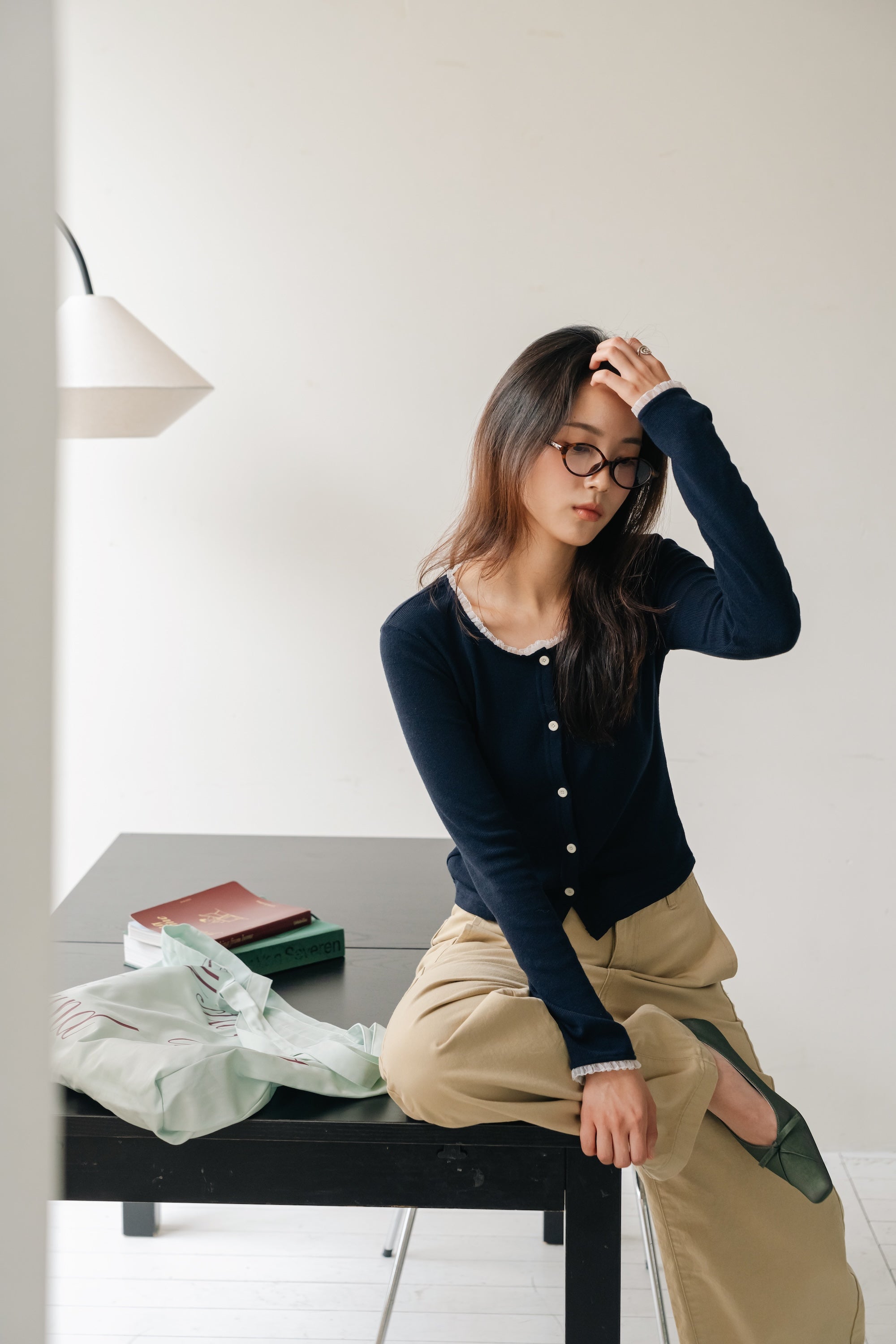 Lace frill hem cardigan-NAVY