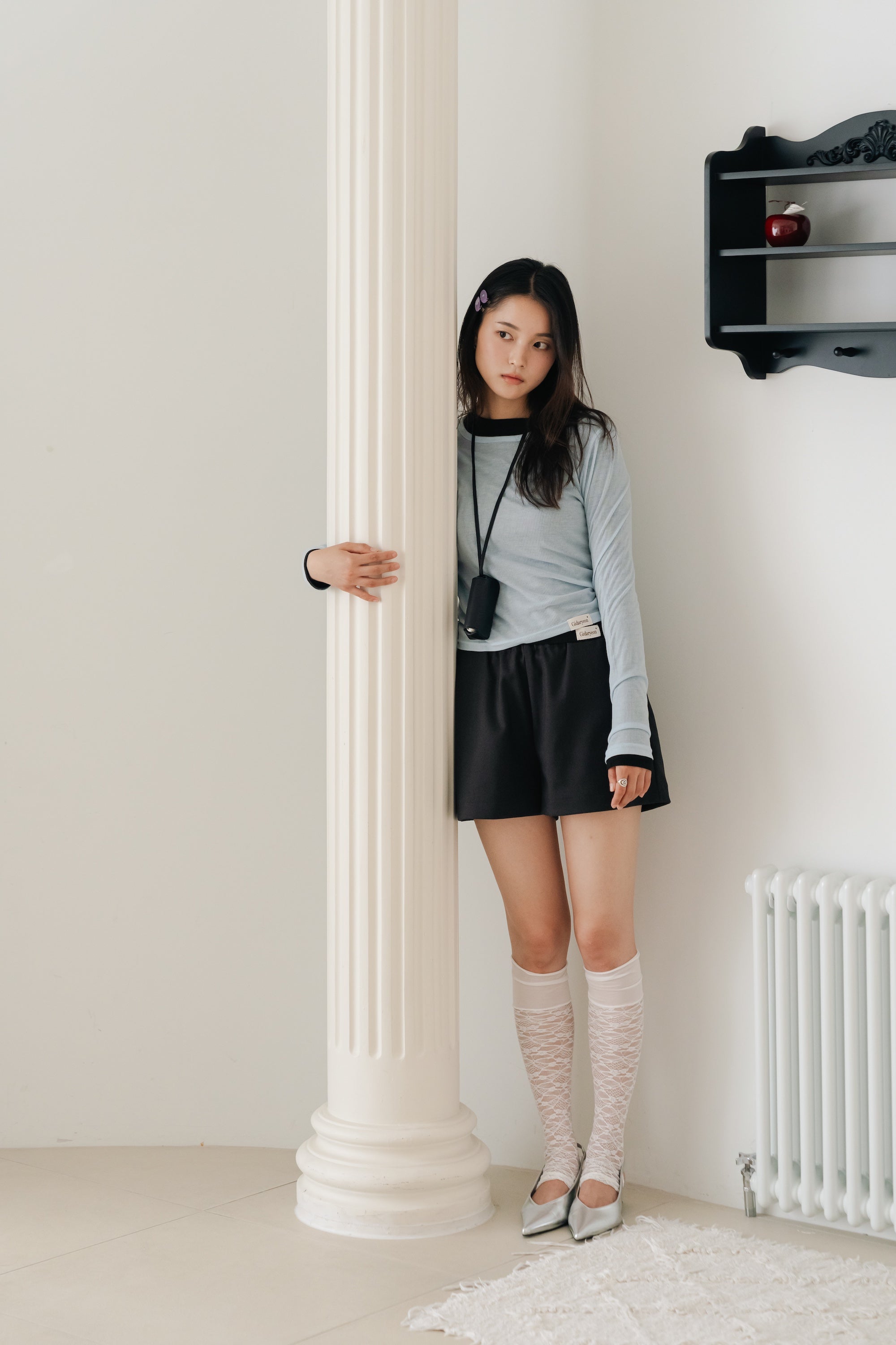 Back Frill Shorts-GREY