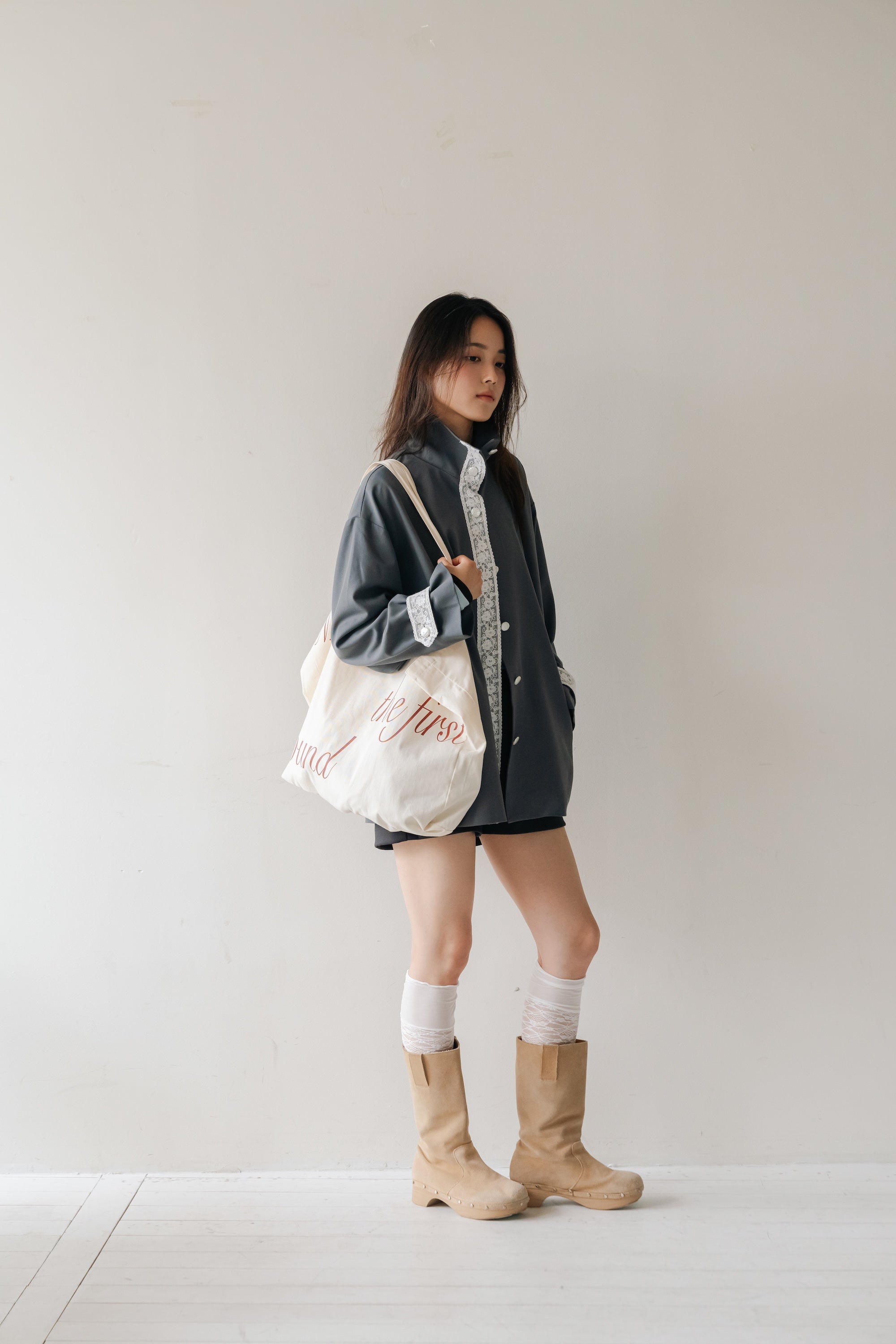 Back Frill Shorts-GREY