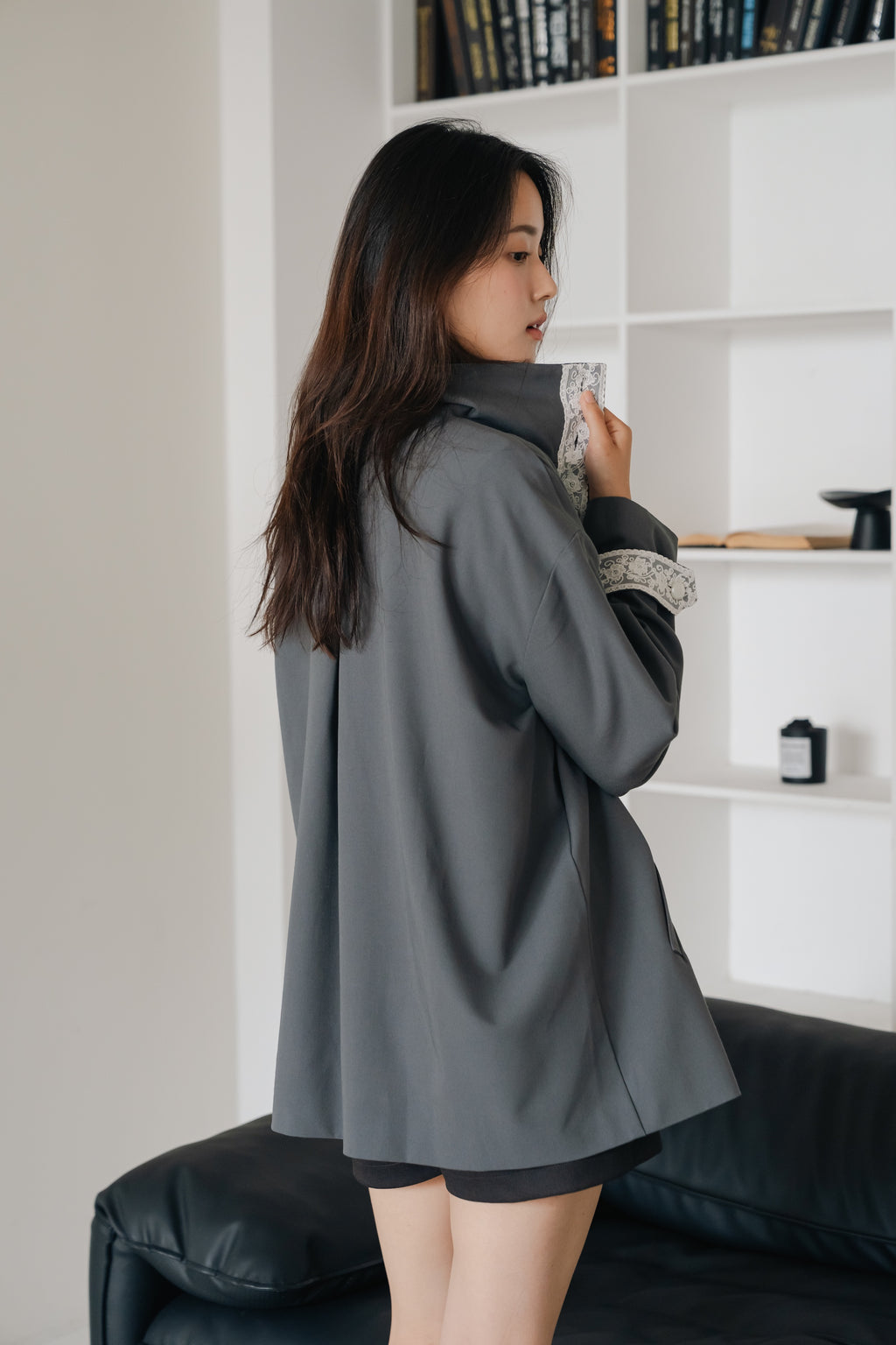 Lace Volume Coat-GREY