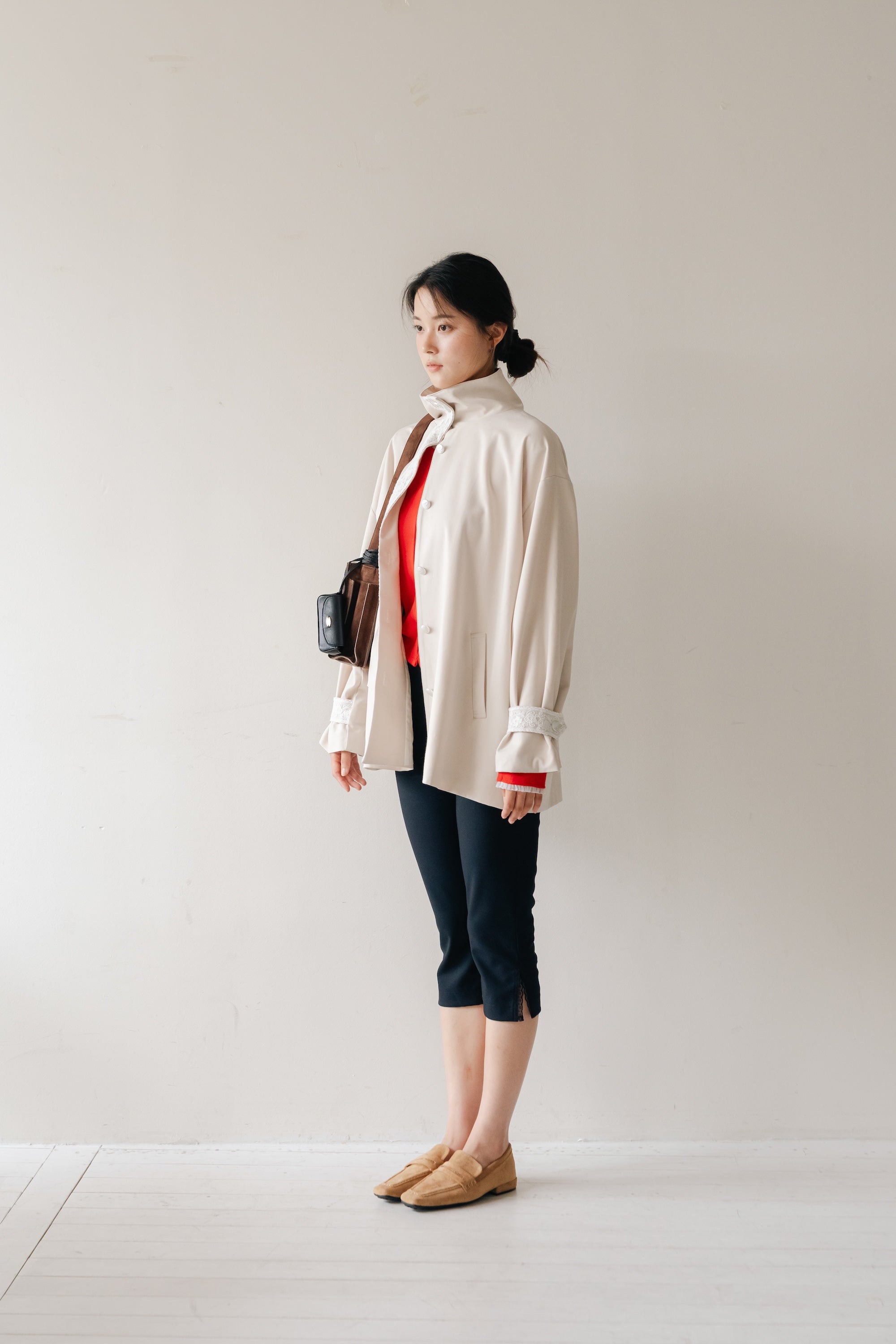 Lace Volume Coat-BEIGE