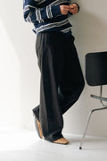 Loose fit straight pants-BLACK