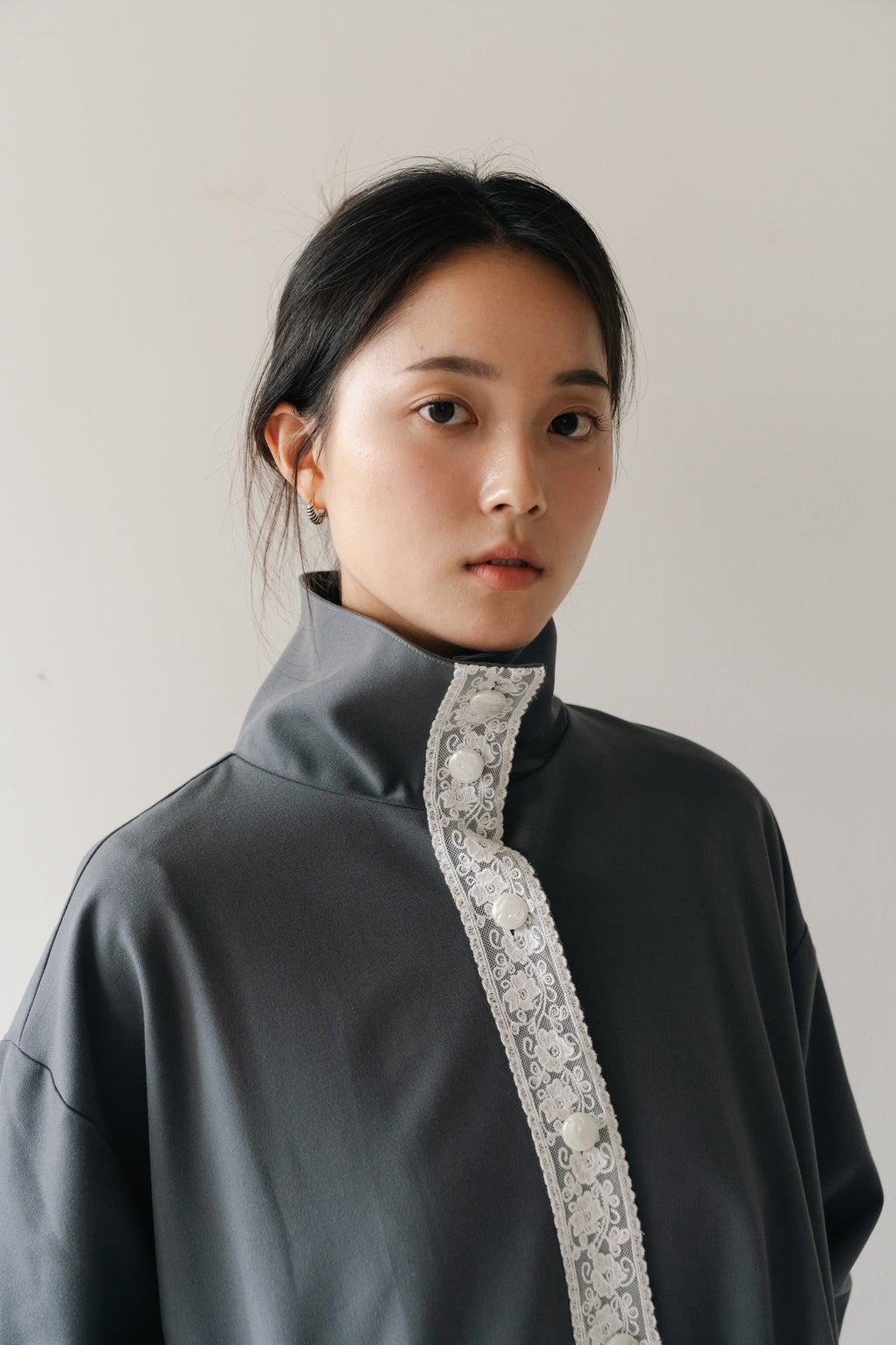 Lace Volume Coat-GREY