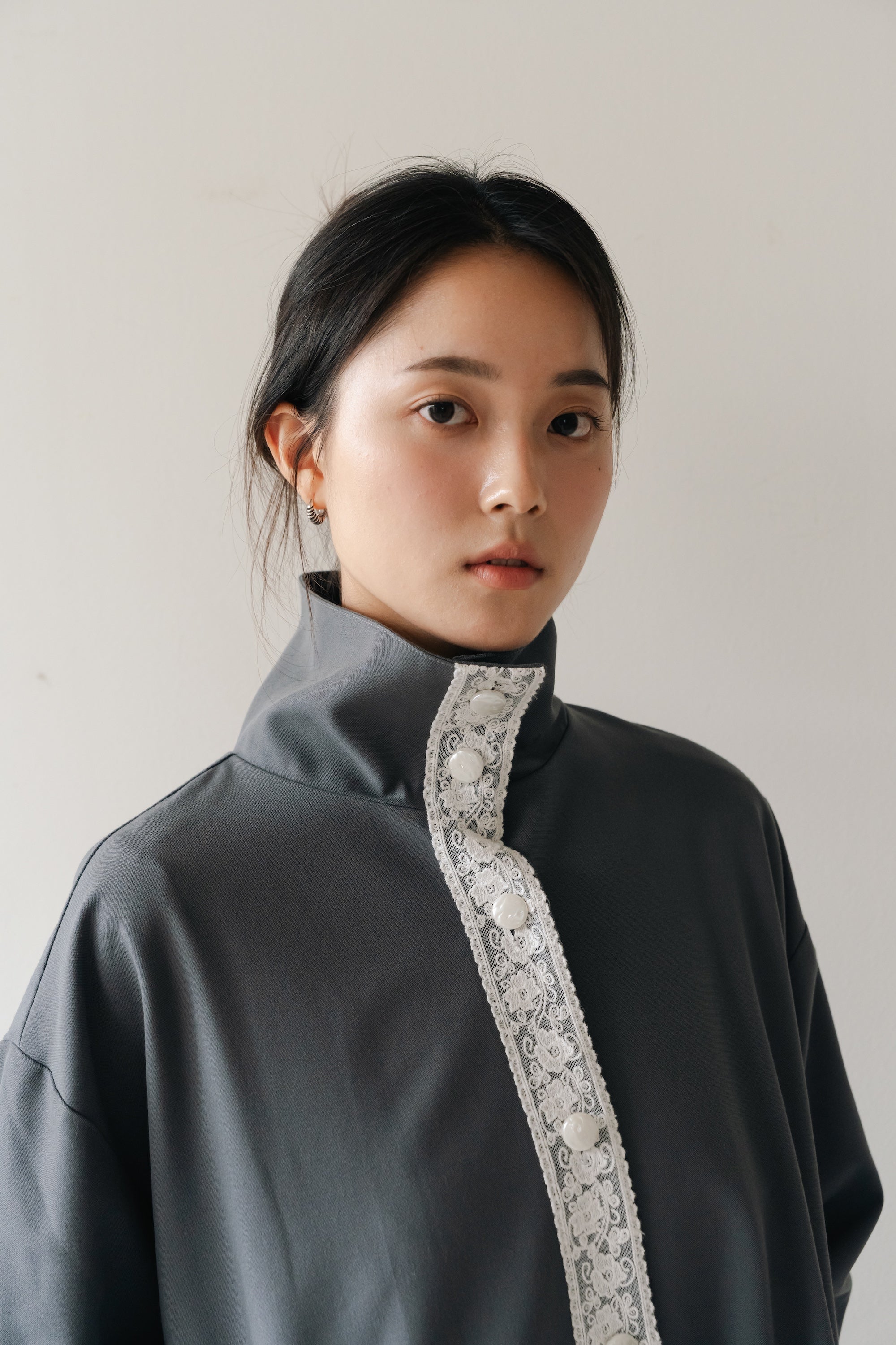 Lace Volume Coat-GREY